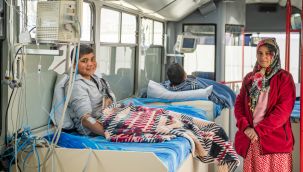 Hatay'daki sahra hastanesinde günde 350 hasta tedavi ediliyor