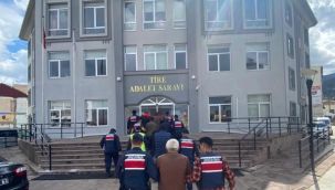 İzmir’de kaçak kazı yapan 7 kişiye suçüstü