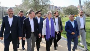 Ak parti'li Çelik Bergama ve Dikili'de: "Heyecanımız yüksek enerjimiz tam"