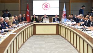 CHP'li Kani Beko: Sağlık politikası tamamen sağlıksız