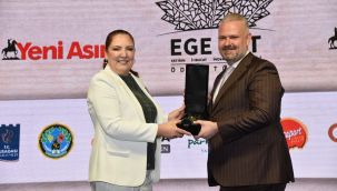 Pehlivan'a büyük onur: İzmir’in yükselen değeri Menemen