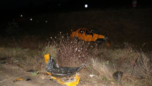 Şırnak'ta ticari taksi şarampole yuvarlandı