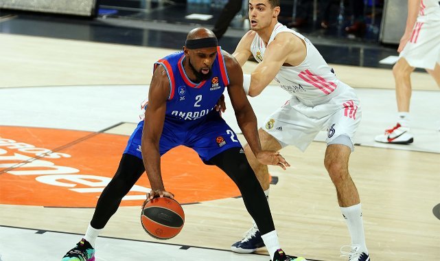 A. Efes'ten Chris Singleton'ın sağlık durumuna ilişkin açıklama