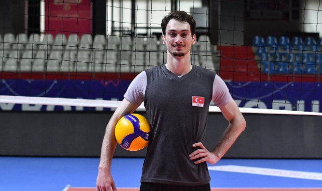 Arda Bostan: 'Milli Takım formasını yeniden giyeceğim için heyecanlıyım'