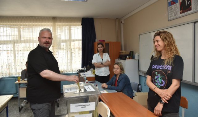 Aydın Pehlivan oyunu kullandı: Demokrasi tarihimizde yine güzel bir gün yaşıyoruz