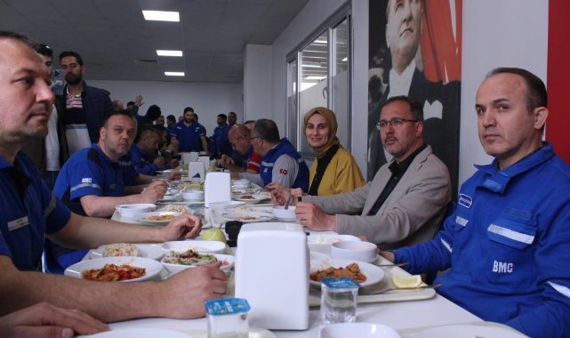 Bakan Kasapoğlu BMC işçileri ile yemek yedi
