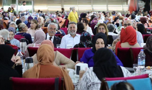 Bayraklı’da ikinci büyük buluşma: “Bu haksız düzeni değiştireceğiz”