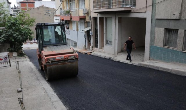 Bayraklı’nın yollarına modern dokunuş: 'İlçemiz için kalıcı çözümler üretiyoruz'