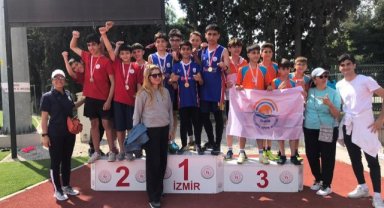 Bayraklıyı gururlandıran başarı: "Her zaman yanlarında olacağız"