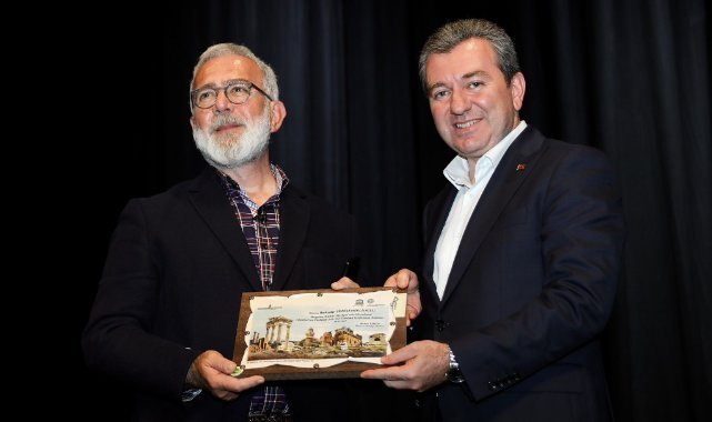 Bergama’da ‘İstanbul’un Fethi’ konulu konferans