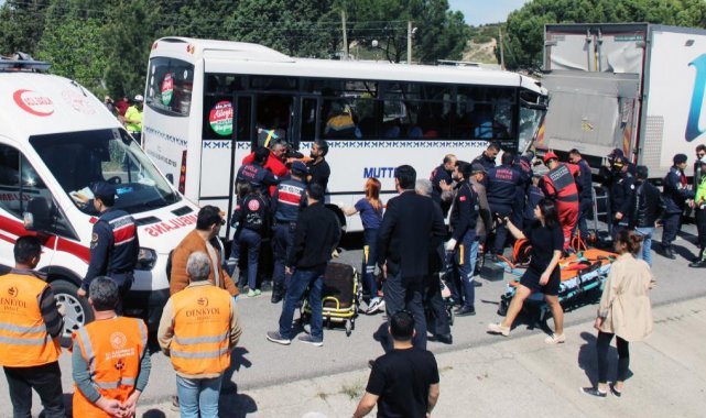 Feci kaza: 4'ü ağır 34 yaralı