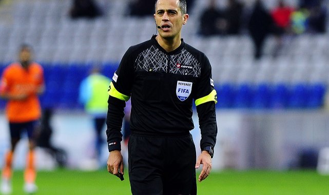 Fenerbahçe - Sivasspor maçının VAR'ı Alper Ulusoy