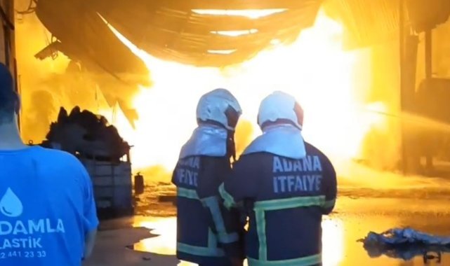 Geri dönüşüm fabrikasında yangın