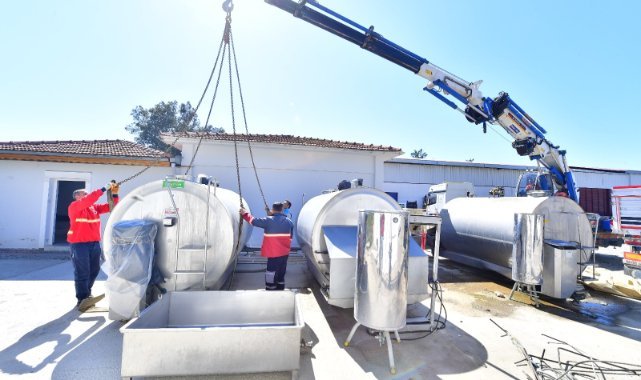 Hataylı süt üreticilerine İzmir’den tank desteği