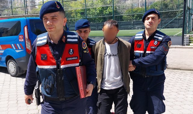 Hırsızı girdiği evde düşürdüğü seçmen kağıdı yakalattı