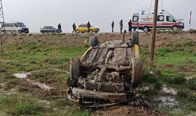 İran plakalı otomobil kaza yaptı