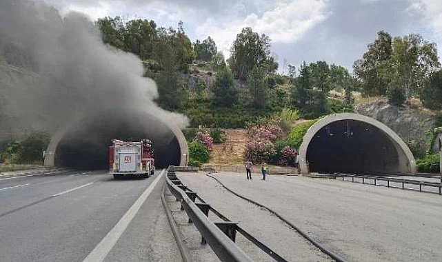İzmir'de tünelde tır yandı 17 kişi dumandan etkilendi