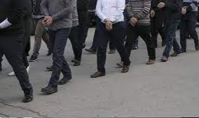İzmir'deki 'Kökünü Kurutma' Operasyonu'nda 260 tutuklama