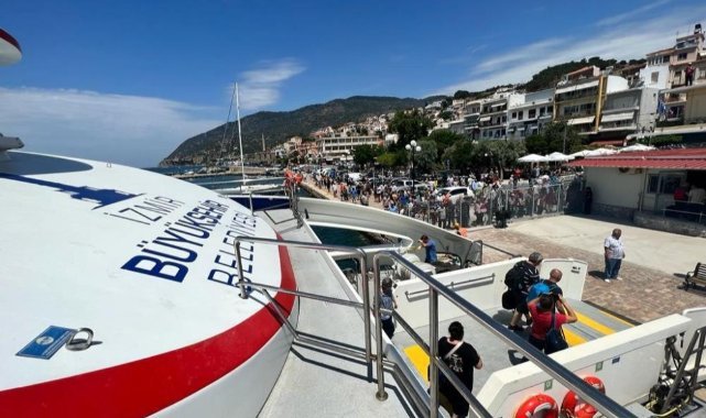 İzmir-Midilli seferlerinde gençlere yüzde 50 indirim