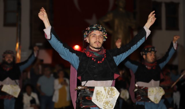 Menderes’te Coşkulu Festival renkli görüntülerle sona erdi