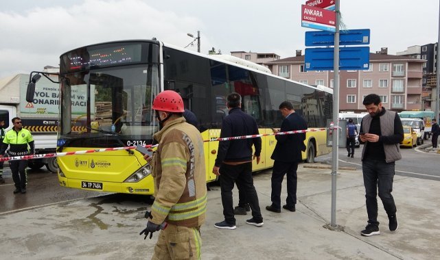 Pendik'te İETT otobüsüyle tır çarpıştı