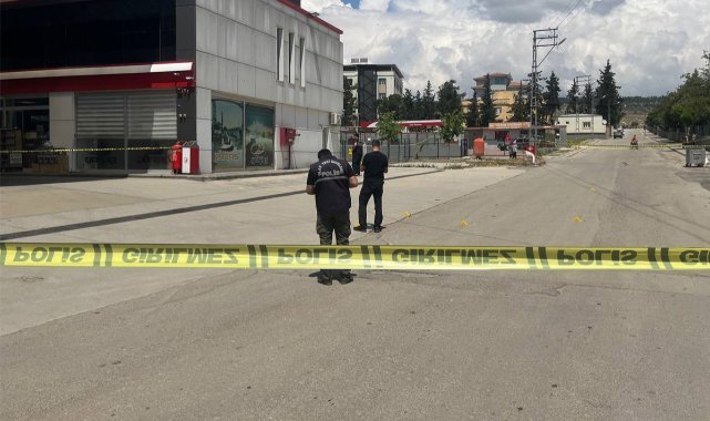 Petrol istasyonunda dehşet: Husumetlisini vurdu