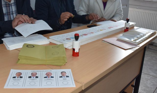 Türkiye'de gerçekleşen seçimde sonuçlar açıklanmaya devam ediyor