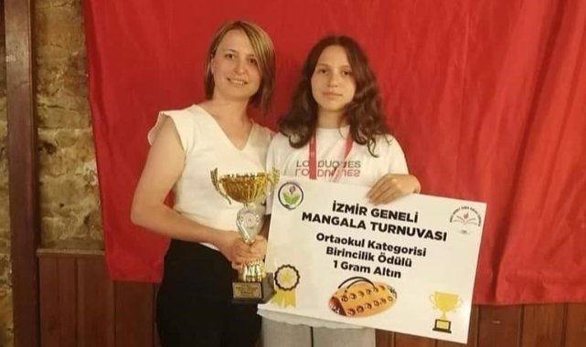 Urlalı gençler ilçenin gurur kaynağı oldu