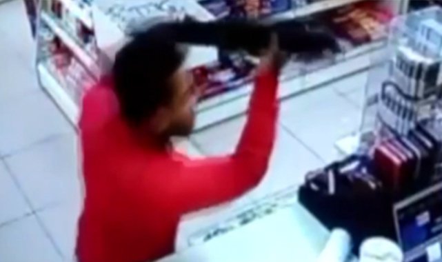 Akaryakıt istasyonunda pompalı dehşet