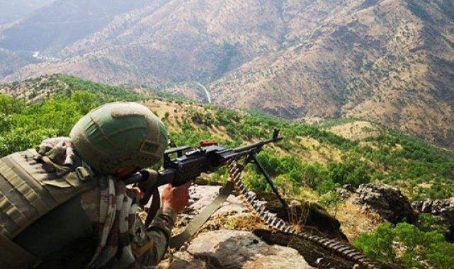 Ali Yerlikaya açıkladı: '3 terörist etkisiz hale getirildi'