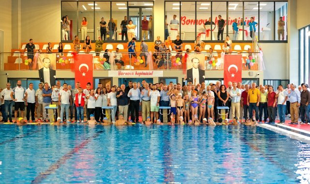 Çamdibi Yarı Olimpik Yüzme Havuzu çocukların vazgeçilmezi oldu