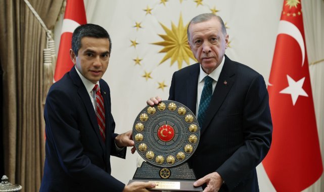 Cumhurbaşkanı Erdoğan, Peru Büyükelçisi Cesar Augusto De Las Casas Diaz'ı kabul etti