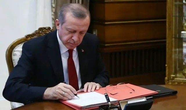 Cumhurbaşkanlığı tarafından yapılan atamalar Resmi Gazete'de