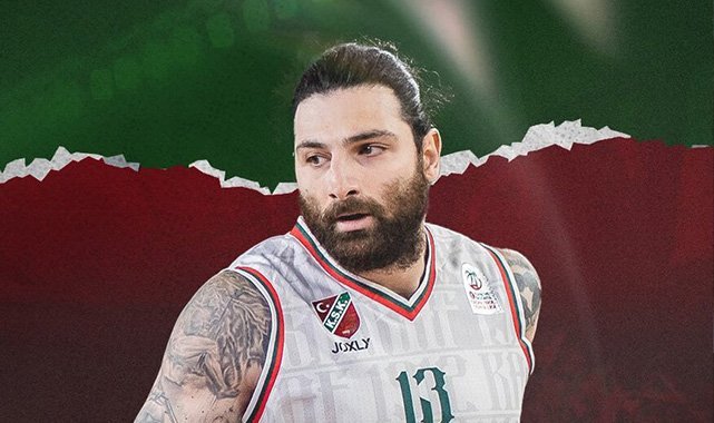 Deniz Kılıçlı 1 yıl daha P. Karşıyaka’da