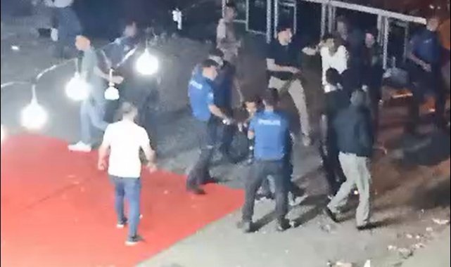 Düğün değil meydan savaşı: Emniyet güçlerine taşlı, sopalı ve baltalı saldırı