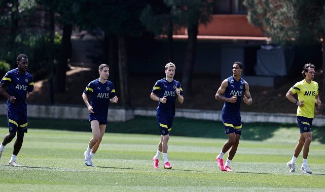 Fenerbahçe, Başakşehir maçı hazırlıklarını sürdürdü