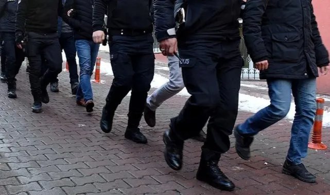 İstanbul'da FETÖ operasyonu