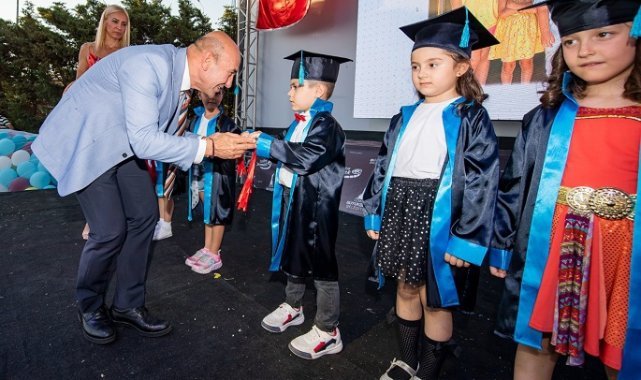 İZELMAN Anaokulları’nda mezuniyet heyecanı