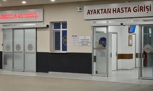 İzmir’de gıda zehirlenmesi şüphesiyle 11 kişi hastaneye kaldırıldı