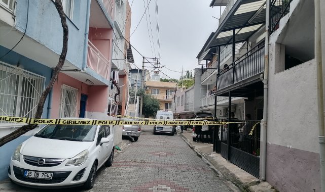 İzmir'de korkunç olay: Bir evde 3 ceset bulundu