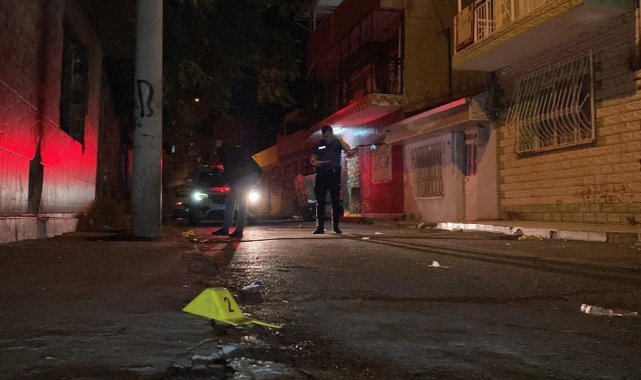 İzmir'de silahla başından vurulan adam yaşama tutunamadı