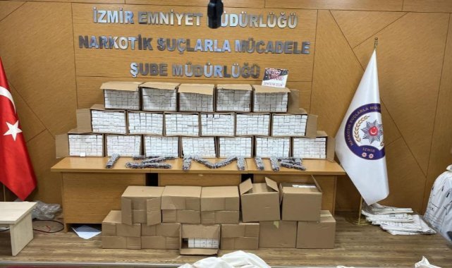İzmir polisi uyuşturucu tacirlerine geçit vermedi: 2 tutuklama