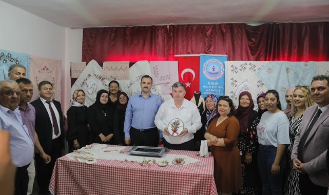 Kınık'ta El Emeği Göz Nuruna Büyük Önem
