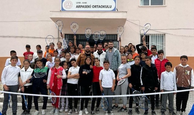 Kınık'ta tenis her yerde projesi: Kınık'ta tenis yapmayan çocuk kalmayacak