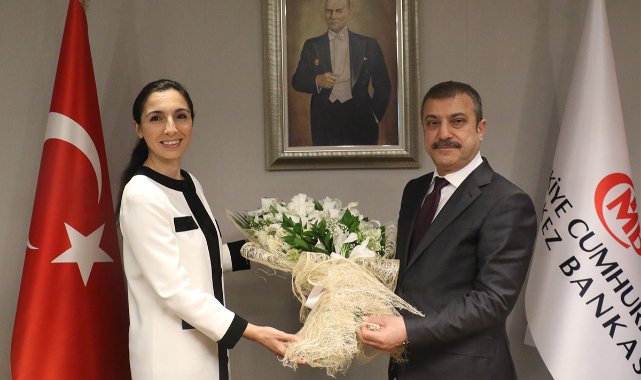 TCMB'de devir teslim: Hafize Gaye Erkan görevine başladı