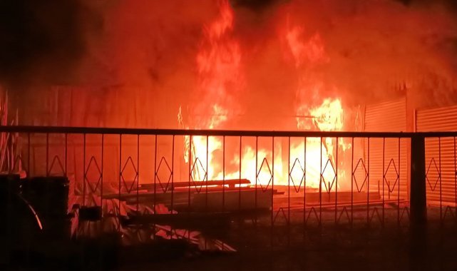 Van'da korkutan yangın
