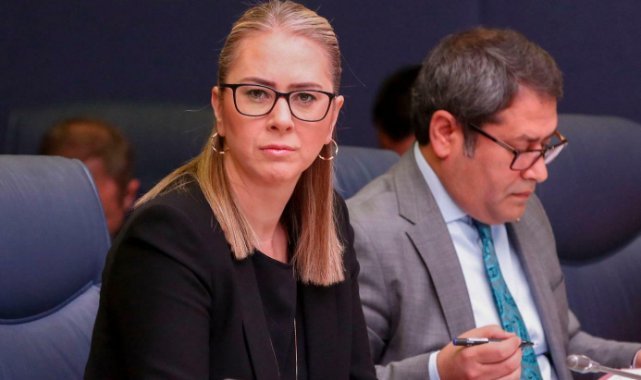 AK Partili Çankırı hain geceyi anlattı: Hainlere İstiklal Marşı’nı işaret etti