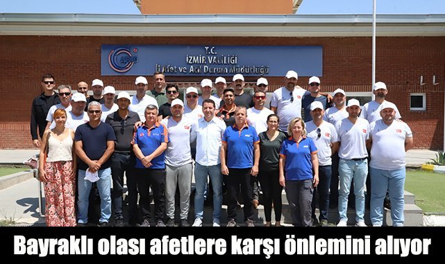Bayraklı olası afetlere karşı önlemini alıyor: 27 kişilik gönüllü Arama Kurtarma Ekibi göreve hazır