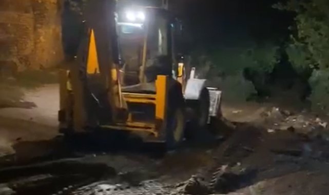 Beydağ Belediyesi, sağanak yağış sırası ve sonrasında teyakkuz halinde çalıştı