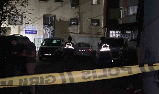 Beyoğlu'nda 5 katlı binada patlama